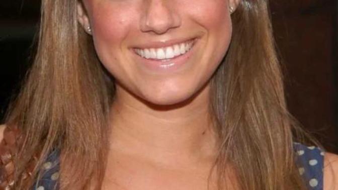 Does she look better as a blonde or brunette?