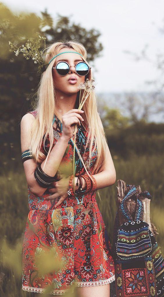 Girls AND Guys, what style of clothing do you think is the best?