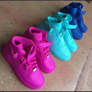Do you like this style shoe? Fave color? Low/hi-tops?