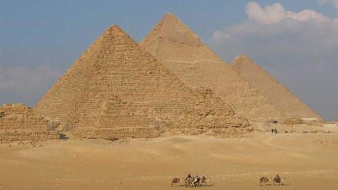 I know who built the pyramids. Do YOU?