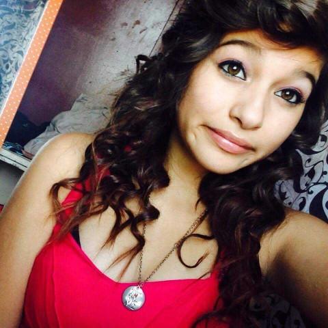 How do I look? Cute or nah? What's my best feature?