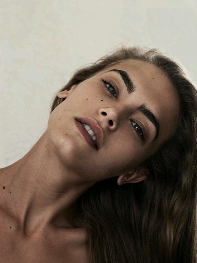 Guys what do u think of moles on girls face and body?