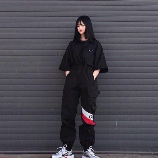 Guys, what clothing style do you prefer on a girl??