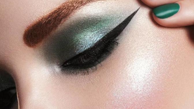 What do y'all think of cat-eyeliner?