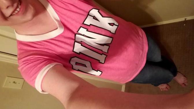 Which Outfit Should I Wear to go Shopping at Victoria's Secret?