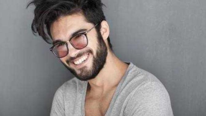 Girls, do you like beard guy or clean shaved?
