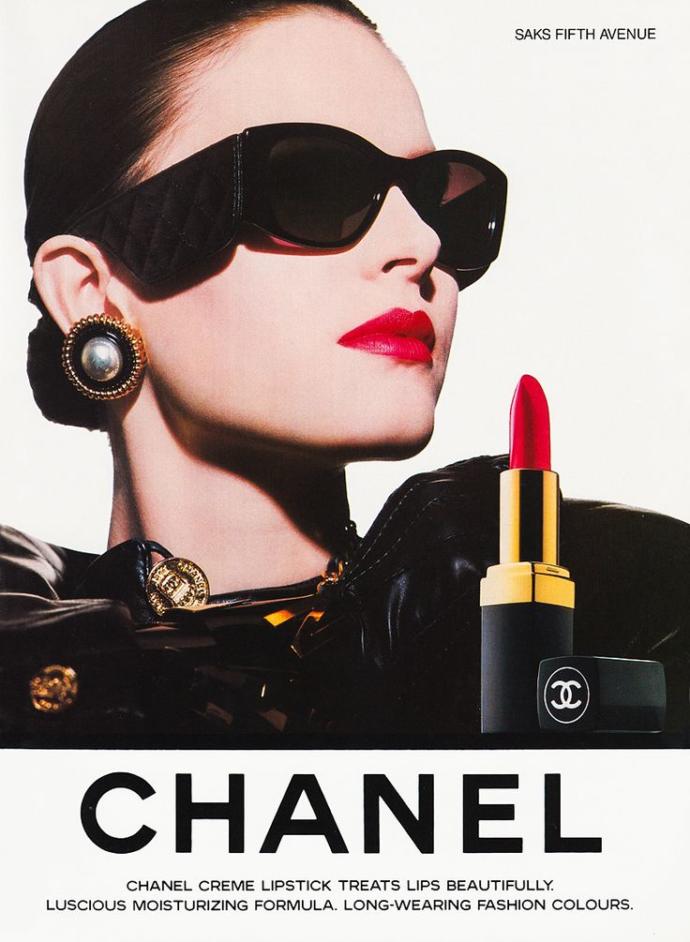 Is red lipstick good for all seasons?