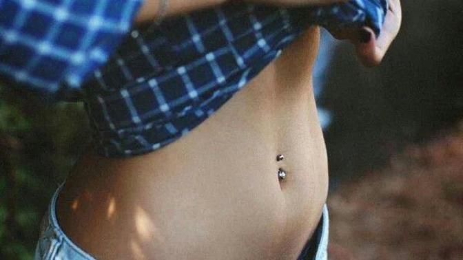 Is it weird to like looking at girls stomachs when she shows it?