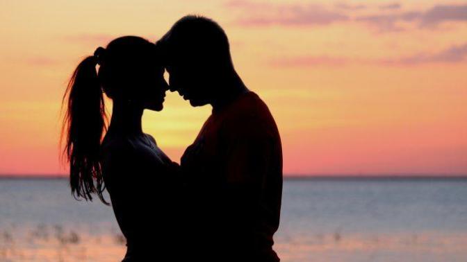 Is there a difference between a girlfriend and a lover?
