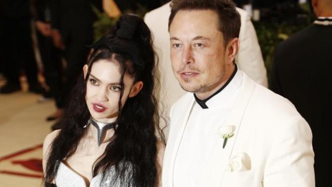 Is Elon Musk dating Grimes?