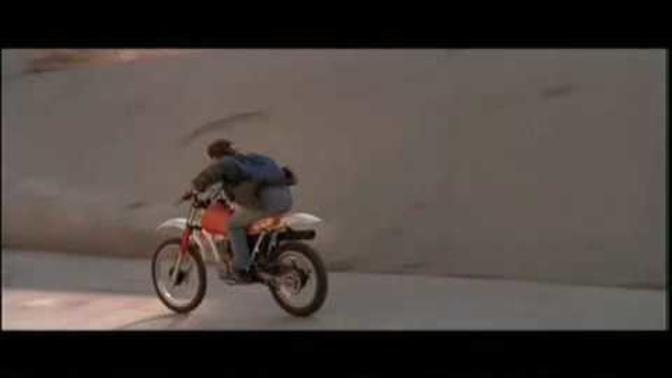 They don't make epic scenes and movies like this anymore...😏 Why?