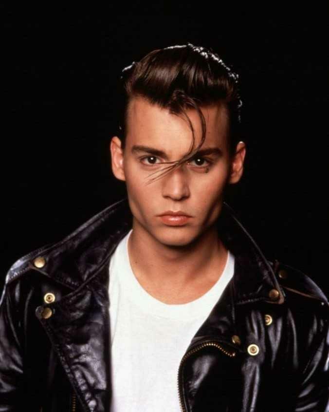 What was Johnny Depp's best look??????