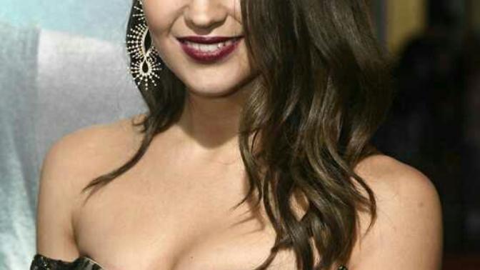 Whose prettier?