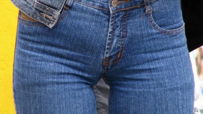 What do you think about cameltoes on girls?