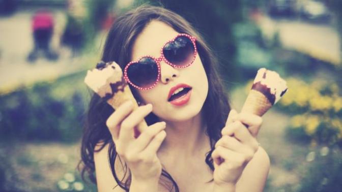 What does it mean if a girl is sending you a selfie of her sucking ice cream?