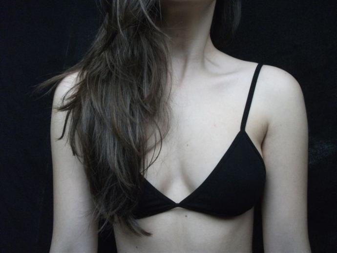 Guys, big breasts or small breasts?