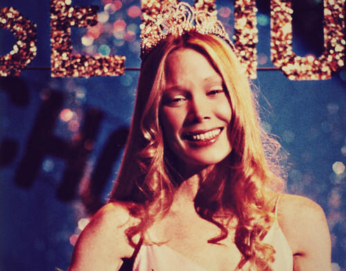 Which of these messages do you think is the primary message of Carrie?