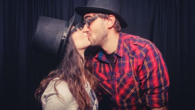 Have you ever romantically KISSED someone and felt absolutely NOTHING?