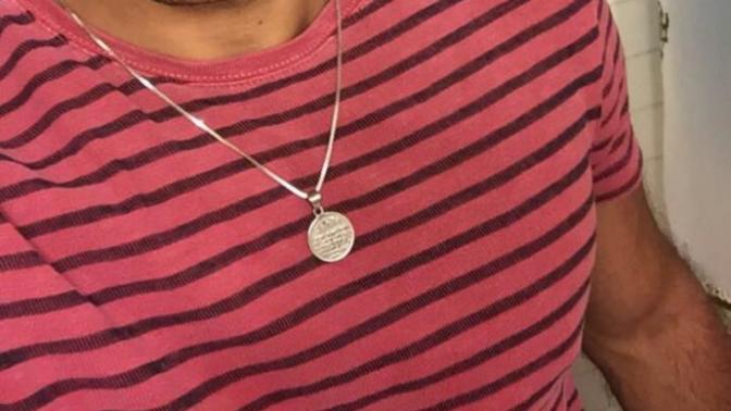 Necklace on Guys?