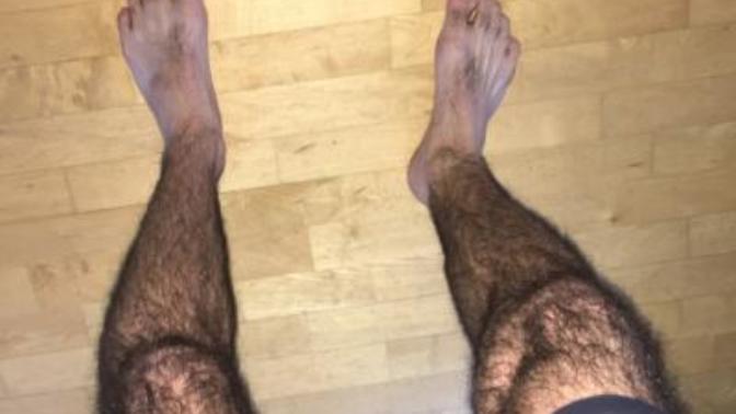 Girls, Should men shave in summers while wearing shorts and half sleeve shirt?