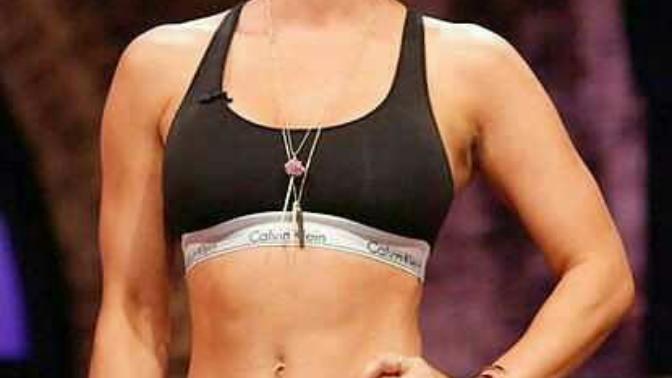 Kaley Cuoco -Hot or not?