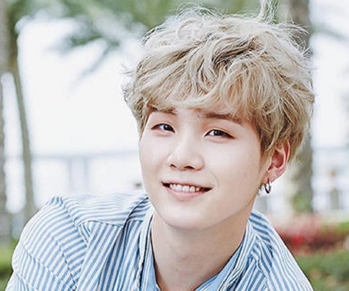 lol to all you bts fans out there, whose your bias (why)? 