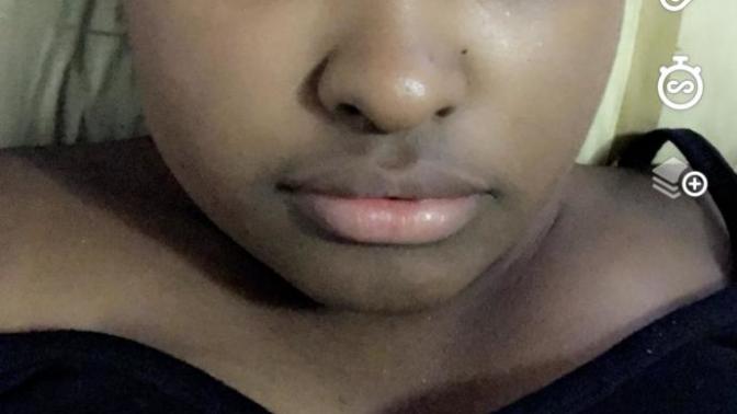 Why does this guy I met at the mall ask me out on a date when I looked really ugly today?
