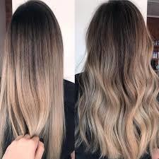 Which hairstyle do you prefer : Straight vs Wavy?