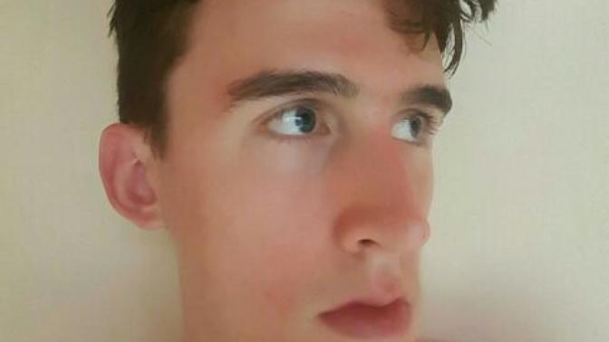 How to have attractive messy hair?