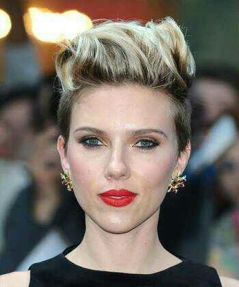 Which celebrity do u think looks good in short hair cut??