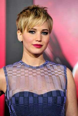 Which celebrity do u think looks good in short hair cut??