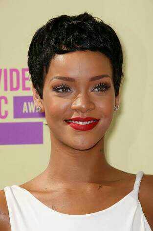 Which celebrity do u think looks good in short hair cut??