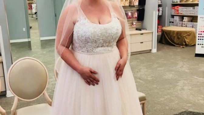 Just a quick opinion on my wedding dress?
