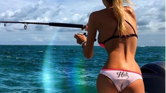 Why are so many girls fishing for compliments?