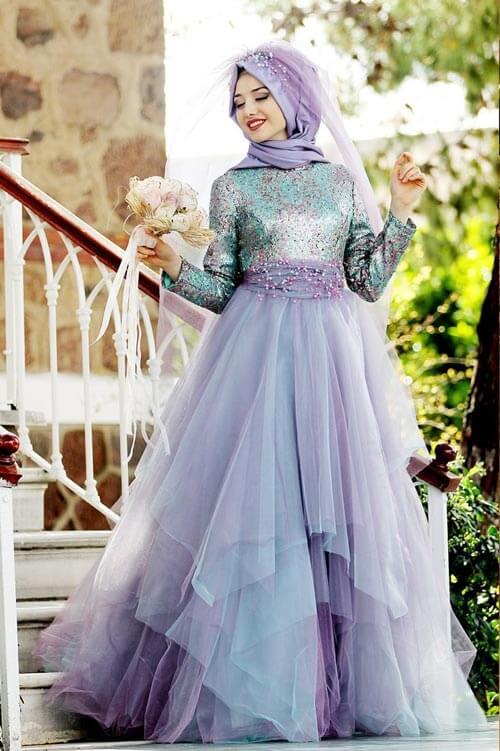 Which dress is better for my cousin's Wedding ?