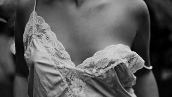 Do you sometimes feel insecure about your breasts?