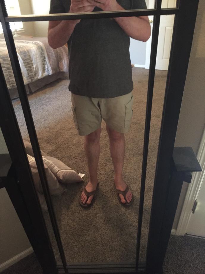 Is this outfit OK for a miniature golf first date?