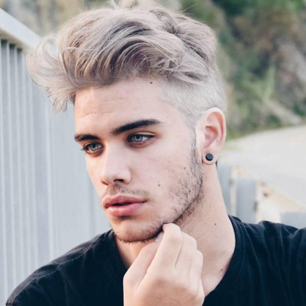 Does anyone else think light hair looks so good against dark eyebrows?