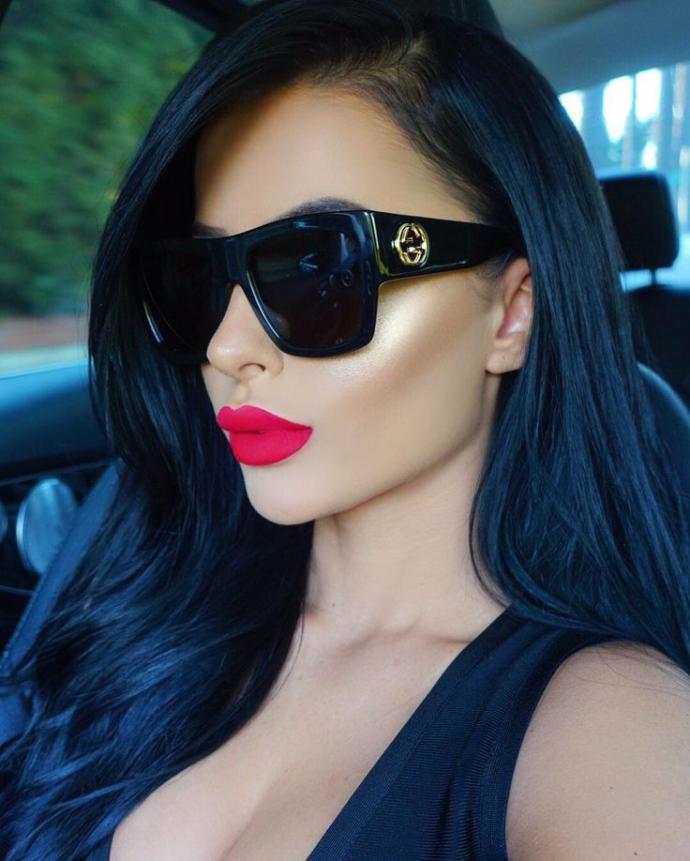 Should I dye my hair blue-black?