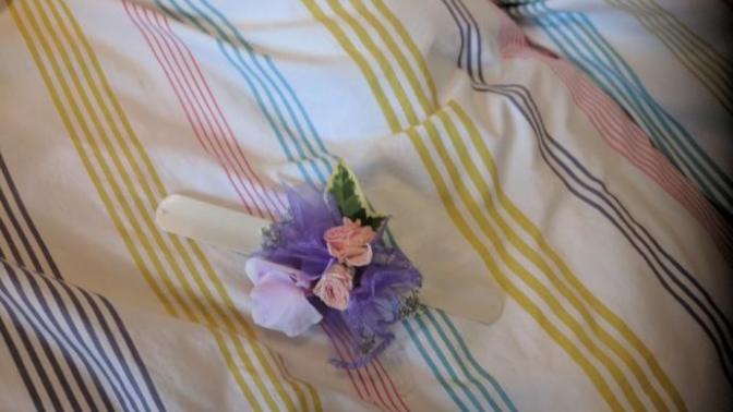 What do you think about my boyfriend give me a Corsage for my leaver prom at college?