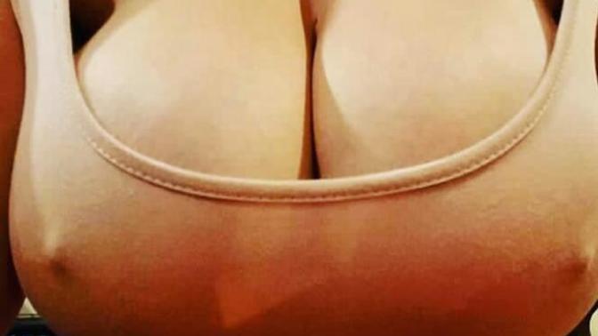 Girls, How much big boobs and butt you have in real?