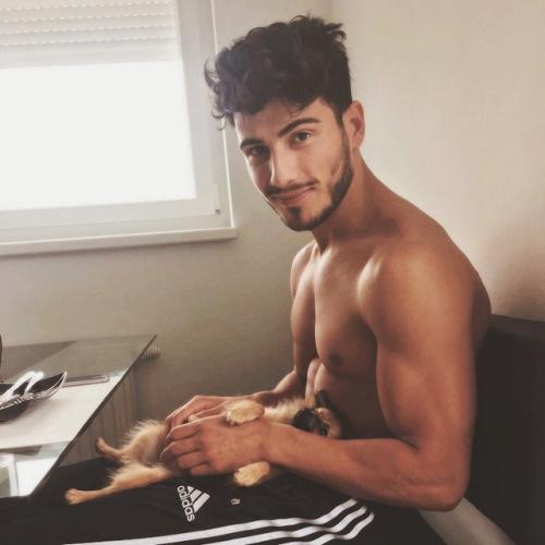 Would you rather date a rich but ugly guy or a poor but very attractive guy?