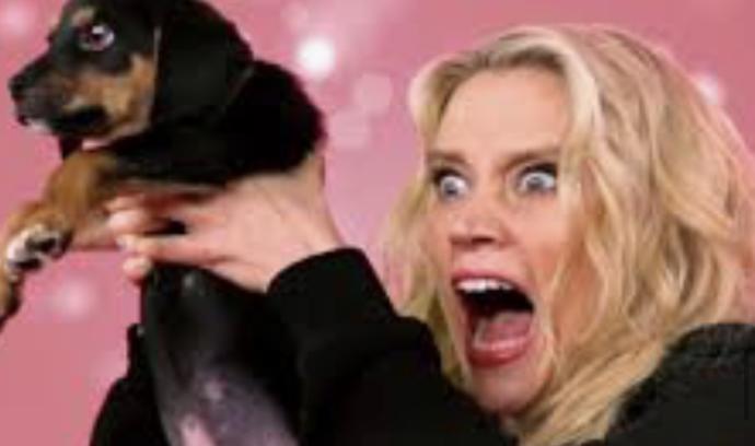Does anyone else think Kate McKinnon is ridiculously attractive? 