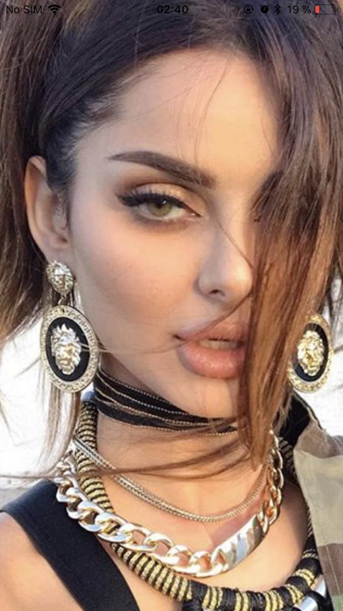 Guys what r your opinions on girls wearing colored contacts?