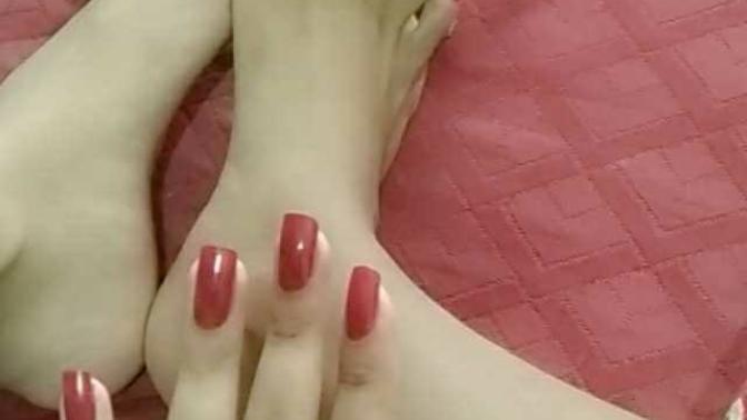 Do I have nice feet?