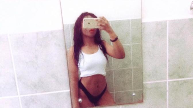 Guys do u think it’s trashy when girls post bikini pictures?