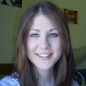 Do girls with an oval face look more masculine?