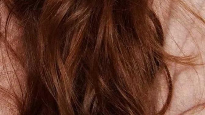 Dyeing my hair, need advice. Can you use a blue coloring shampoo to tone down a reddish purple? Du you have any experience with this?