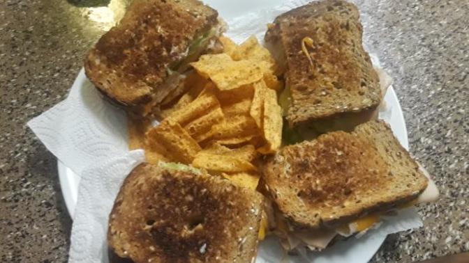 Rate my cooking! #2 😋: Turkey Sammiches, do they look good?