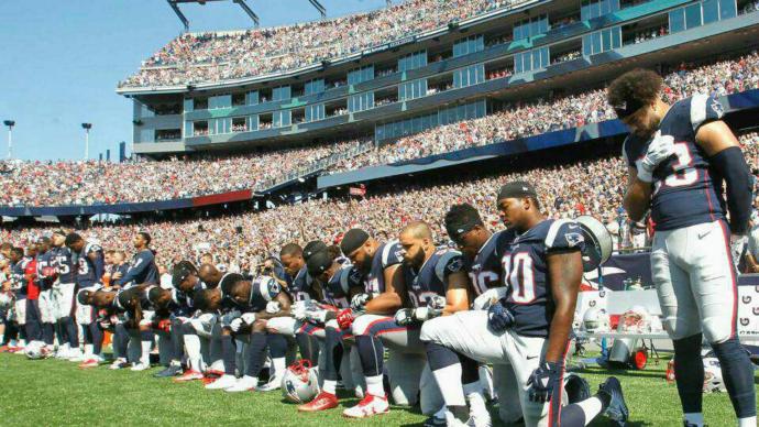 Do you think NFL players have the right to get kneel during the National Anthem?